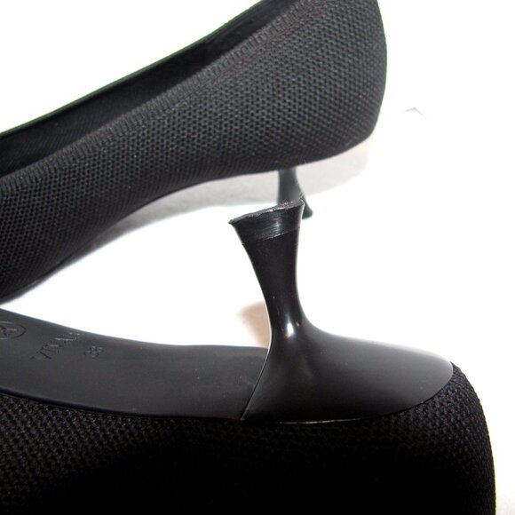 Vivaia Black Pointed Toe Kitten Heels Sz 7 - 7.5 Runs 1/2 size big - Picture 5 of 6